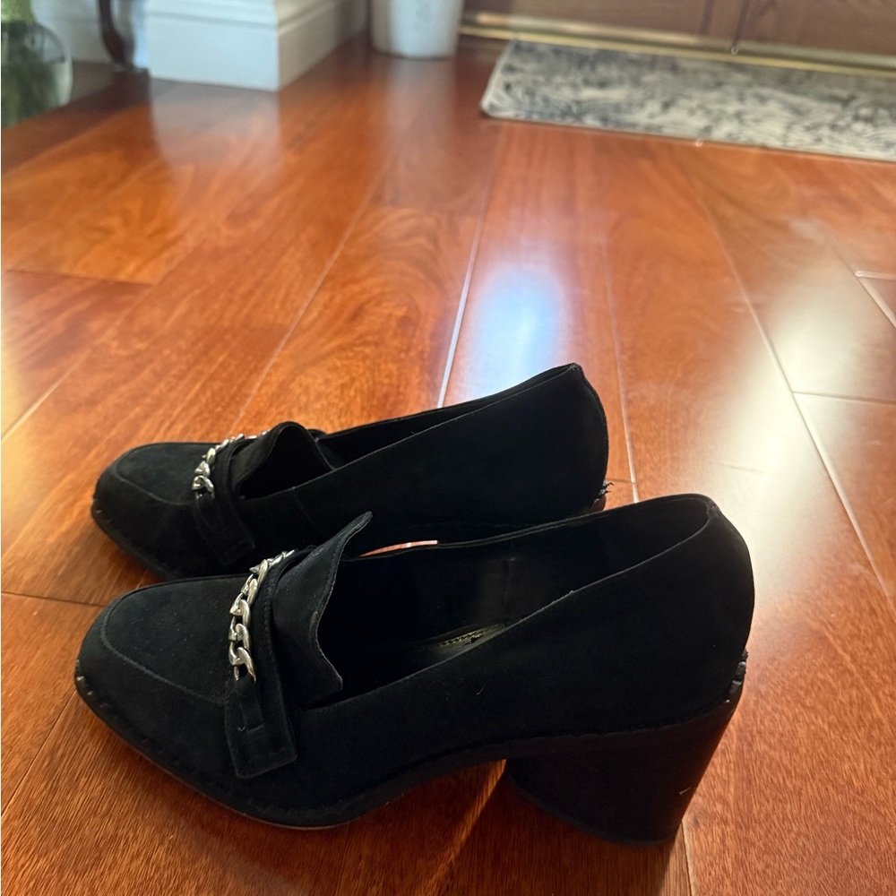 Vince Camuto Black Chain Loafers